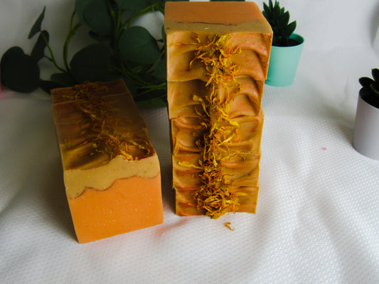 WHITE PUMPKIN AMBER SOAP